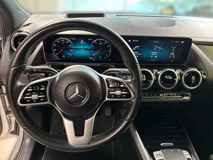 Mercedes-Benz B 250 Progessive 4Matic Kamera Sitzbelüftung LED Panorama