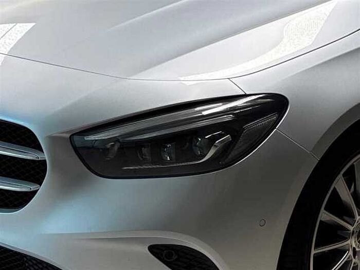 Mercedes-Benz B 250 Progessive 4Matic Kamera Sitzbelüftung LED Panorama