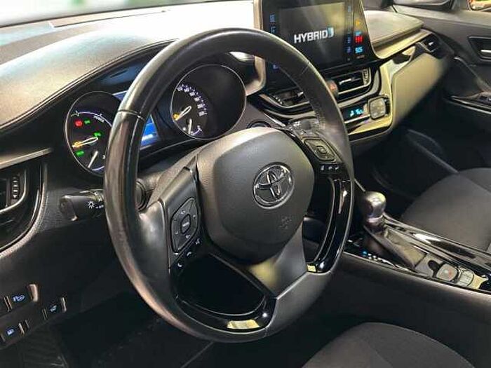 Toyota C-HR 1.8 Hybrid Team D CVT Kamera Sitzheizung LED Navi