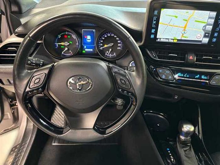 Toyota C-HR 1.8 Hybrid Team D CVT Kamera Sitzheizung LED Navi