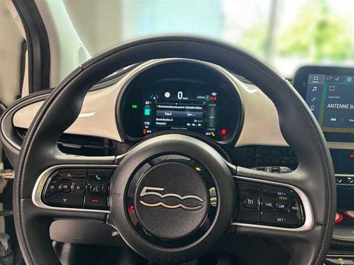 Fiat 500e PDC Rückfahrkamera Sitzheizung KeyLess