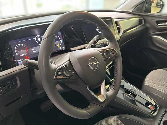 Opel Grandland X Enjoy 1.2 Automatik PDC LED Navi CarPlay