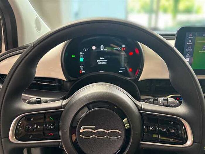 Fiat 500e PDC Rückfahrkamera Sitzheizung Klimaautomatik