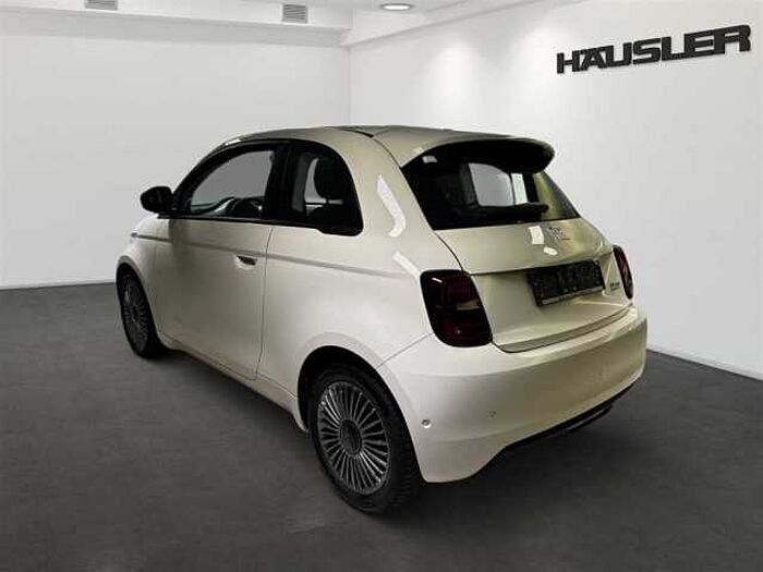 Fiat 500e PDC Rückfahrkamera Sitzheizung Klimaautomatik
