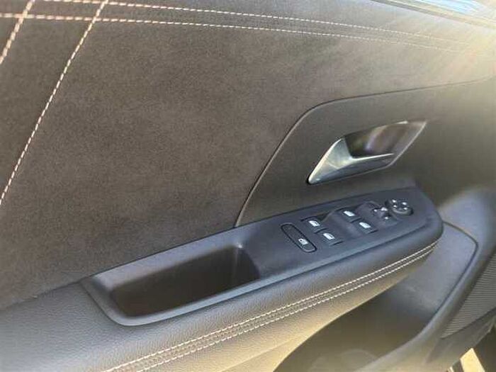 Opel Mokka Ultimate Automatik *Alcantara* *LED* *Navi* SHZ* PDZ* *Kamera* uvm.