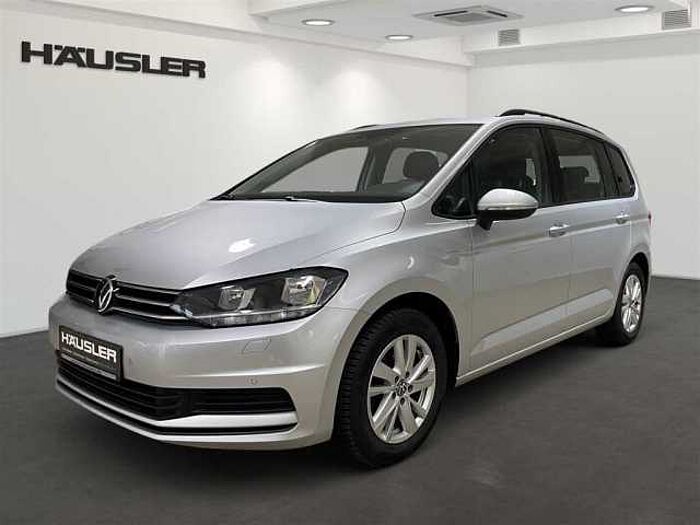 Volkswagen Touran Comfortline 1.5 TSI Navi Klimaaut. PDC SHZ