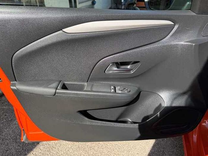 Opel Corsa 1.2 Edition, PDC hi, Tempomat, Schilder-+Fußgängererkennung,