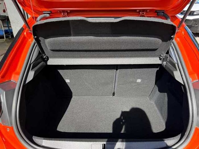Opel Corsa 1.2 Edition, PDC hi, Tempomat, Schilder-+Fußgängererkennung,