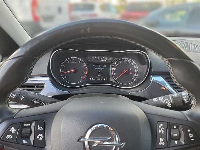 Opel Corsa INNOVATION Automatik Panoramadach LED SHZ PDC