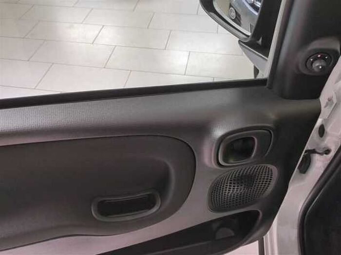 Fiat Panda Hybrid 1.0 GSE Klimaanlage Parksensoren
