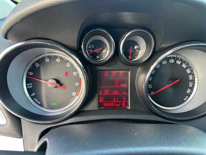 Opel Mokka X Edition 1.4 Turbo PDC Schiebedach Navi Tempomat uvm.