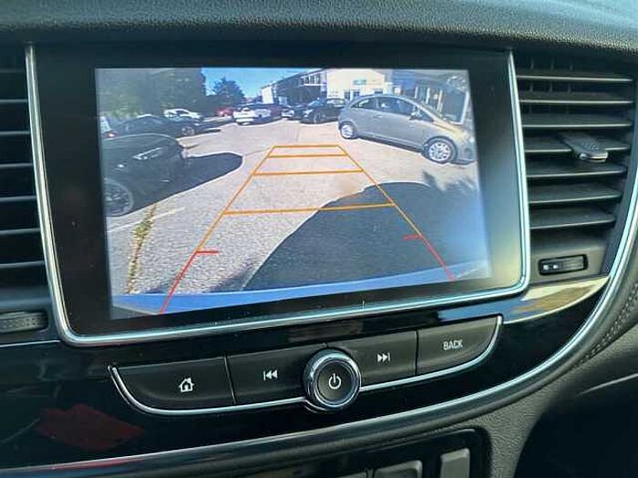 Opel Mokka Innovation 140Ps Navi Kamera LED PDC SHZ Carplay uvm.