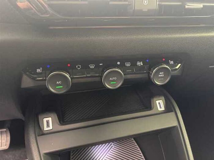 Citroen C4 PT S&S EAT8 Max Kamera Sitzheizung LED Keyless Navi