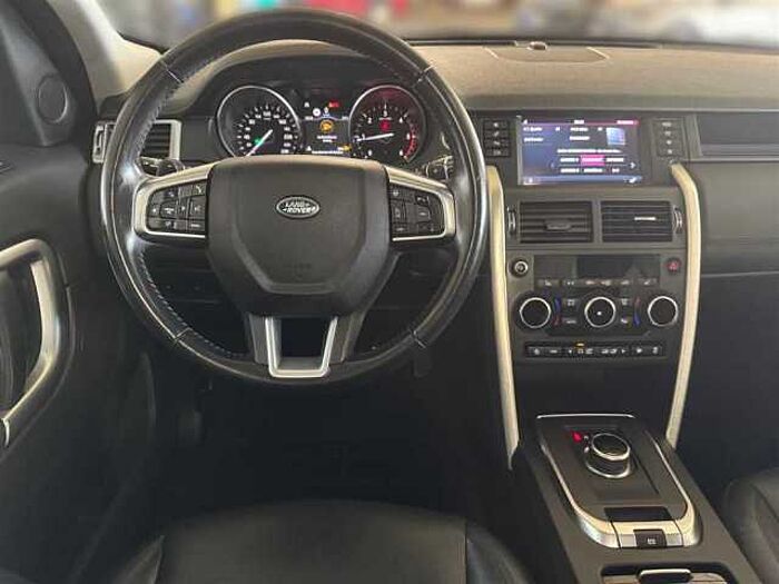 Land Rover Discovery Sport 2.0 TD4 HSE AWD Automatik Leder Panoramadach Kamera