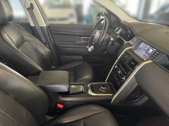 Land Rover Discovery Sport 2.0 TD4 HSE AWD Automatik Leder Panoramadach Kamera