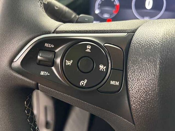 Opel Grandland X Enjoy 1.2 Automatik PDC Klimaautomatik LED Navi