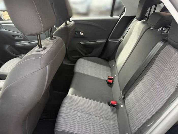 Opel Corsa 1.2 Edition Automatik Navi PDC Kamera SHZ Klima Isofix Tempomat Lichtsenso