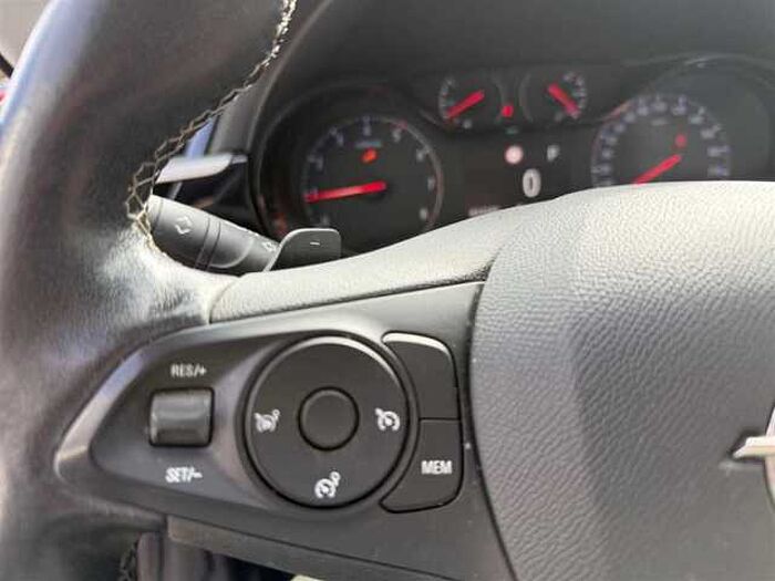 Opel Corsa 1.2 Edition Automatik Navi PDC Kamera SHZ Klima Isofix Tempomat Lichtsenso