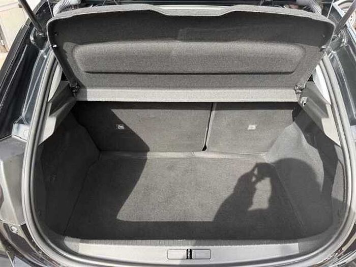 Opel Corsa 1.2 Corsa Elegance Automatik, Sitz-+Lenkradheizung, Navi, PDC, Kamera,