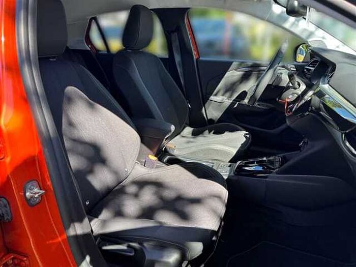 Opel Corsa 1.2 ELEGANCE, Kamera LED PDC Navi Carplay