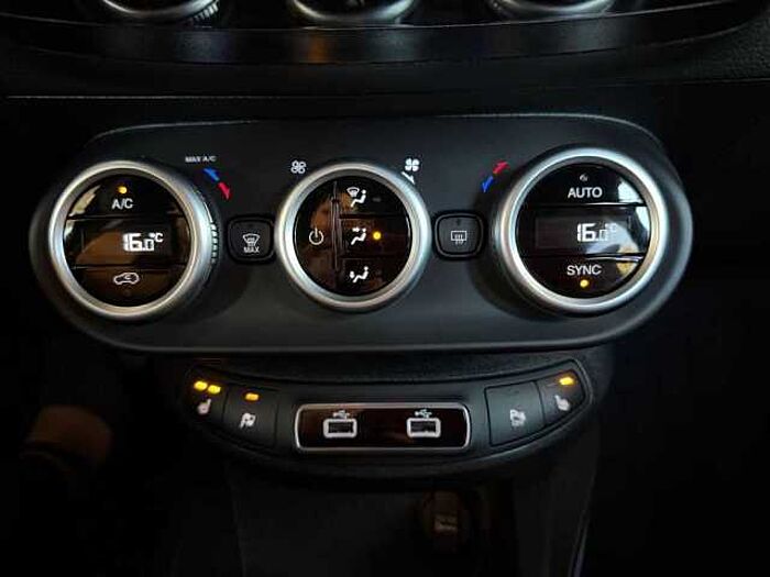 Fiat 500X 1.3 Sport Automatik, Uconnect Navi, SH, Kamera, PDC vo+hi