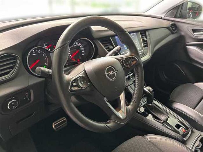 Opel Grandland X Innovation 1.6 Automatik Kamera AHK LED Navi
