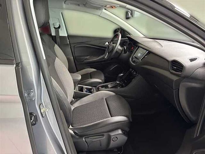 Opel Grandland X Innovation 1.6 Automatik Kamera AHK LED Navi