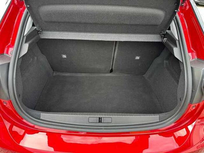 Opel Corsa Elegance 75Ps Kamera LED SHZ Tempomat Carplay uvm.