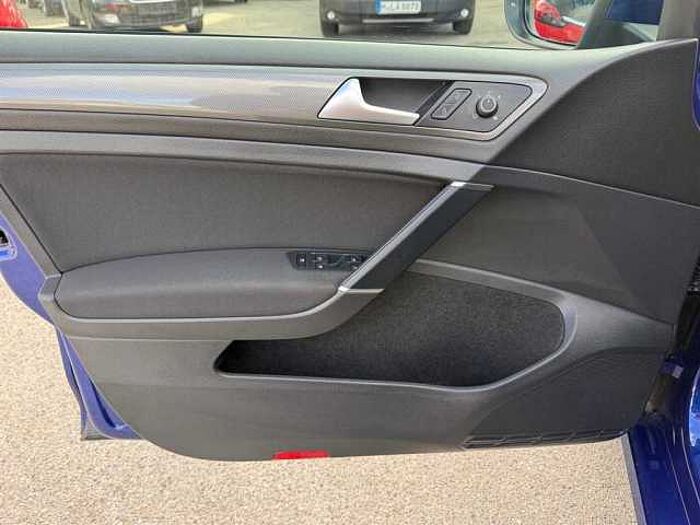 Volkswagen T-Cross 1.5 TSI Join Automatik, Comfortline, PDC, SH, Kamera, Chrom-Paket, Navi,