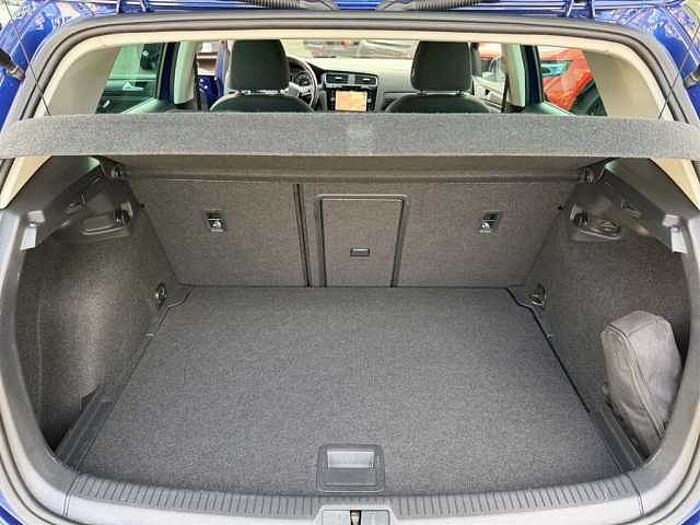 Volkswagen T-Cross 1.5 TSI Join Automatik, Comfortline, PDC, SH, Kamera, Chrom-Paket, Navi,
