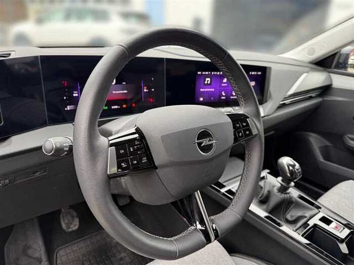 Opel Astra Elegance,1.2 mit Sitzheizung CarPlay Lenkradheizung Rückfahrkamera Beheizb