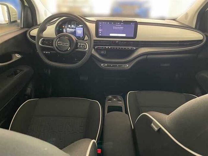 Fiat 500e Base Kamera PDC SHZ 118 PS