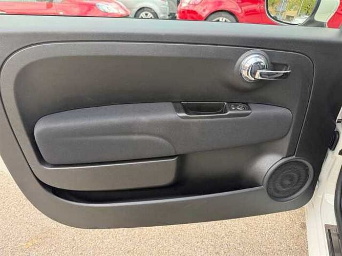Fiat 500 1.0 GSE Hybrid, Dolcevita - Paket, PDC, Panoramadach