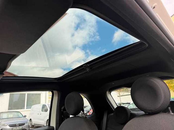 Fiat 500 1.0 GSE Hybrid, Dolcevita - Paket, PDC, Panoramadach