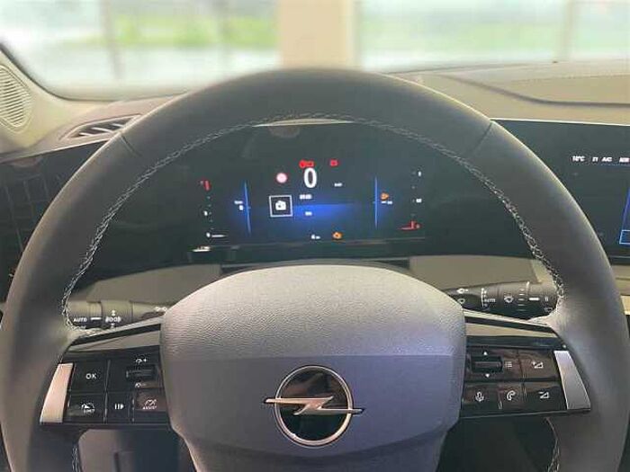 Opel Astra Enjoy 1.2 Kamera Parksensoren LED Klimaautomatik