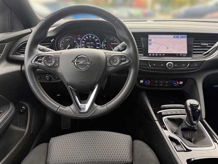 Opel Insignia 2.0 Sports Tourer mit Spurhalterassistent Einparkhilfe vo und hi Tempom