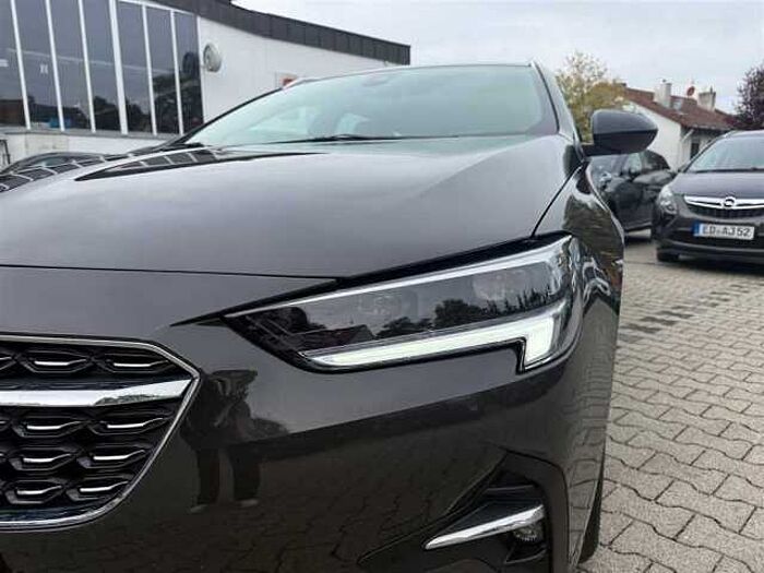 Opel Insignia 2.0 Sports Tourer mit Spurhalterassistent Einparkhilfe vo und hi Tempom
