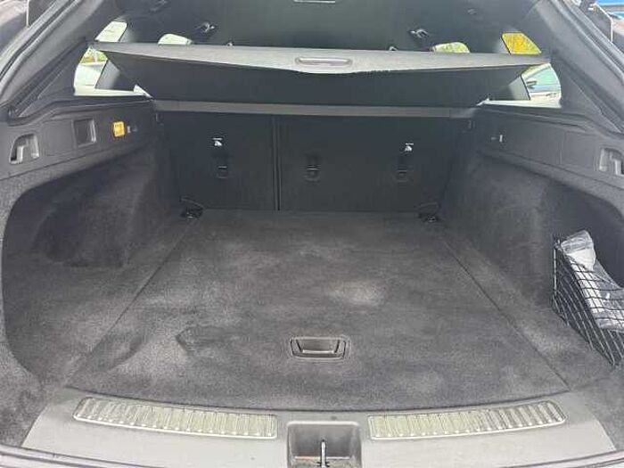 Opel Insignia 2.0 Sports Tourer mit Spurhalterassistent Einparkhilfe vo und hi Tempom