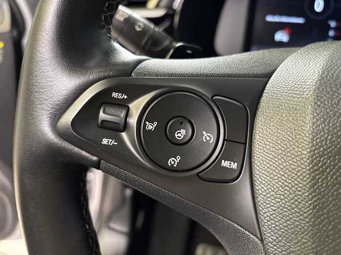 Opel Corsa 1.2 Ultimate Automatik Kamera Sitzheizung LED Navi