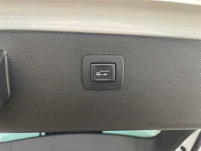 Opel Astra Innovation 1.4T Navi Kamera SHZ LHZ PDC