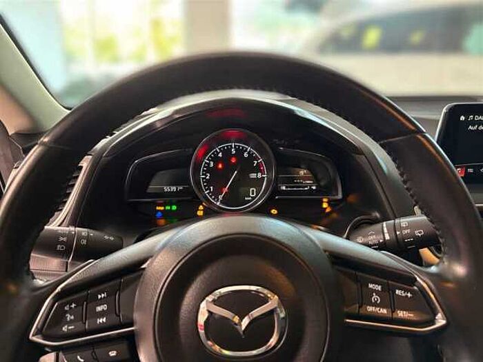 Mazda 3 2.0 Kamera SitzheizungHUD KeyLess LED Navi