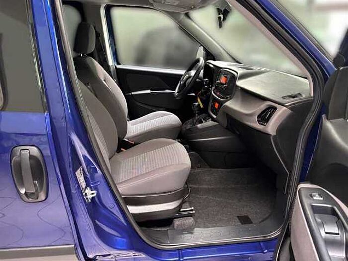 Fiat Doblo 1.6 Multijet Lounge PDC Klimaautomatik Tempomat