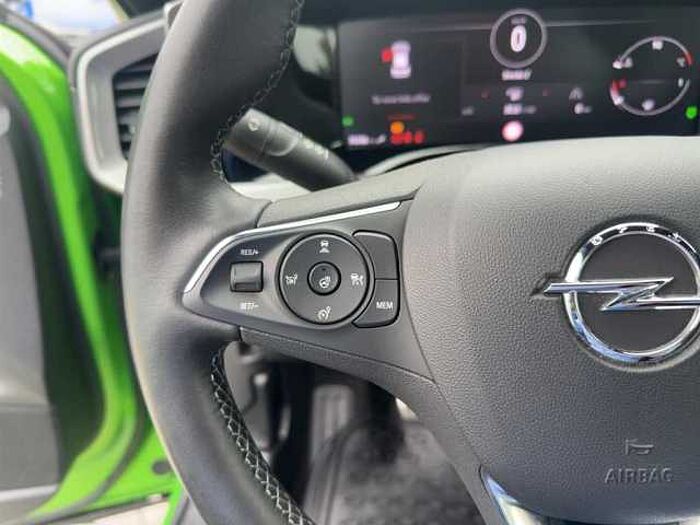 Opel Mokka Ultimate*Navi*Kamera*LED*PDC*ACC*Carplay*uvm.