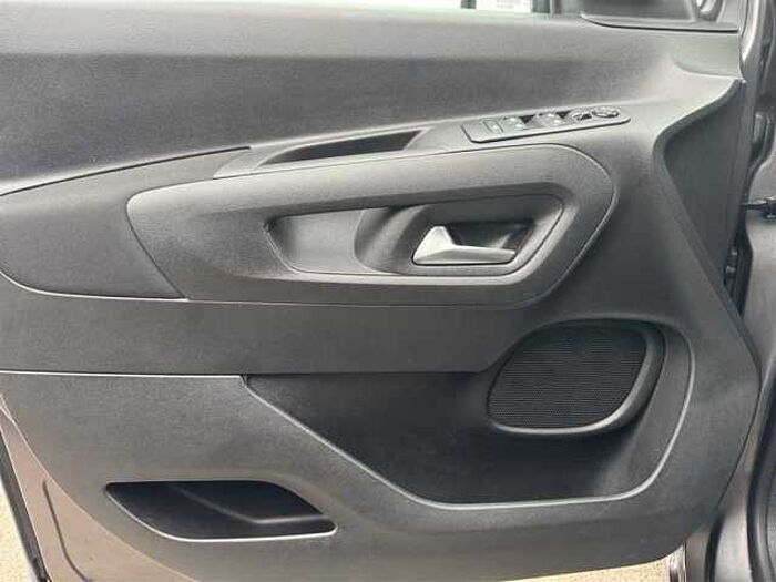 Citroen Berlingo 1.5 BlueHDi XL PDC Kamera Sitzheizung CarPlay