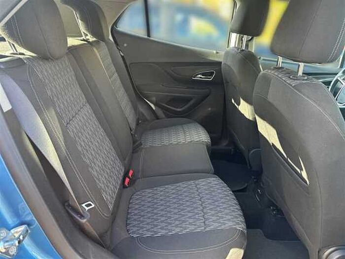 Opel Mokka Edition 140Ps Navi Parkpilot Sitzheizung Klima Tempomat uvm.