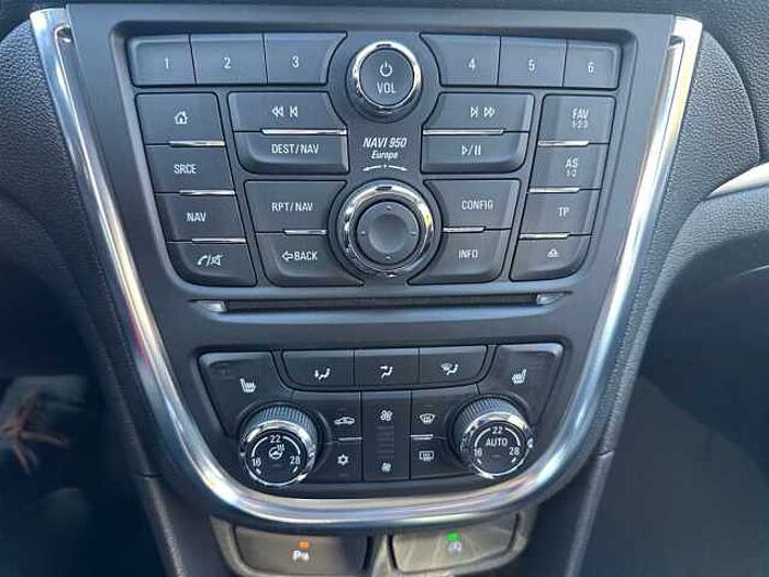 Opel Mokka Edition 140Ps Navi Parkpilot Sitzheizung Klima Tempomat uvm.