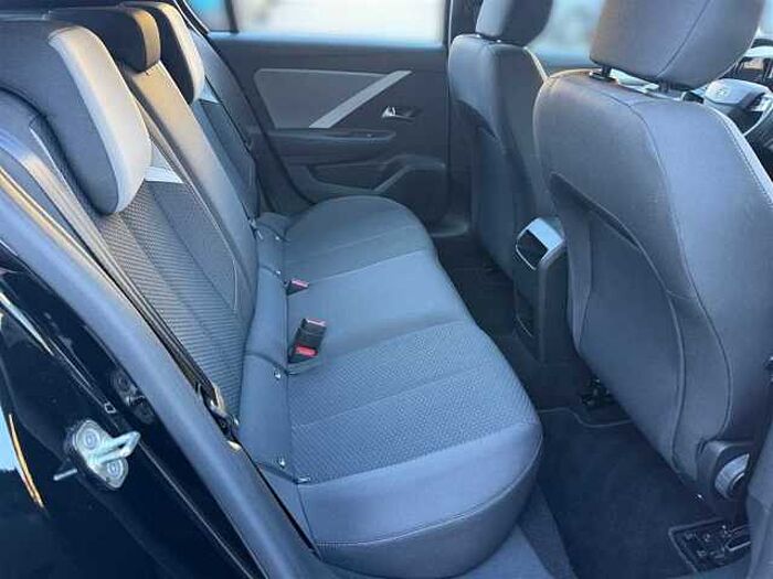 Opel Astra 1.2 Edition, Klimaautom. , Kamera, PDC vo+hi, DAB, Spurhalteassistent,