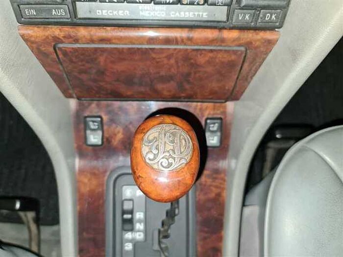 Mercedes-Benz 300 24V W124 **Rostfrei*H-Zulassung*