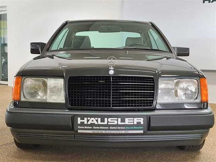 Mercedes-Benz 300 24V W124 **Rostfrei*H-Zulassung*