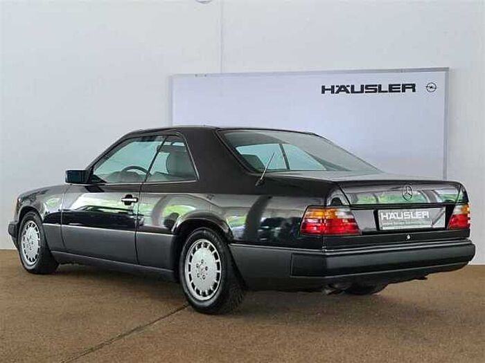 Mercedes-Benz 300 24V W124 **Rostfrei*H-Zulassung*